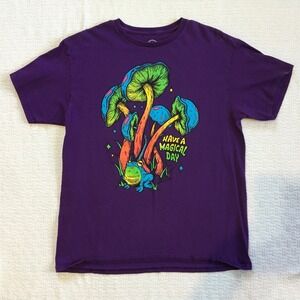 Mushroom Magic‎ Day Size Large DOM Graphic T Shirt Purple Frog Retro 90s Fairy